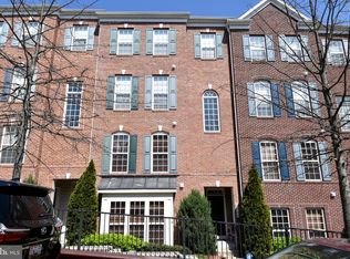 2344 Merseyside Dr, Woodbridge, VA 22191