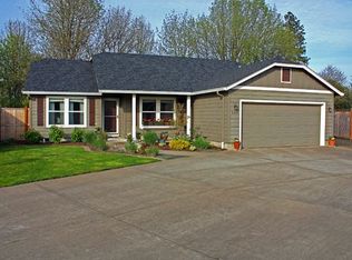 889 Meadow Ct NE, Albany, OR 97322