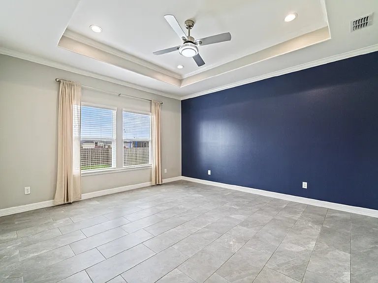 3922 Pennine Way — Photo 15