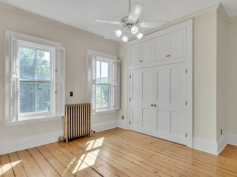 92 Thorndike St — Photo 18