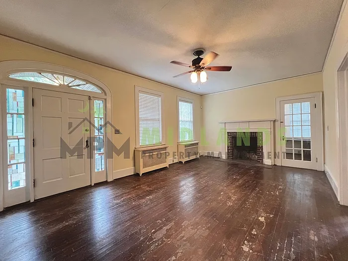2501 Blossom St — Photo 19