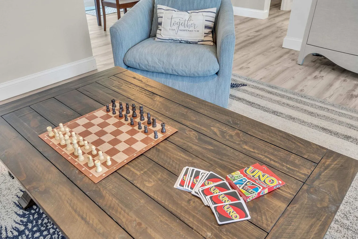 2 bed, 2.0 bath, 925 sqft, $3,132 — Photo 4