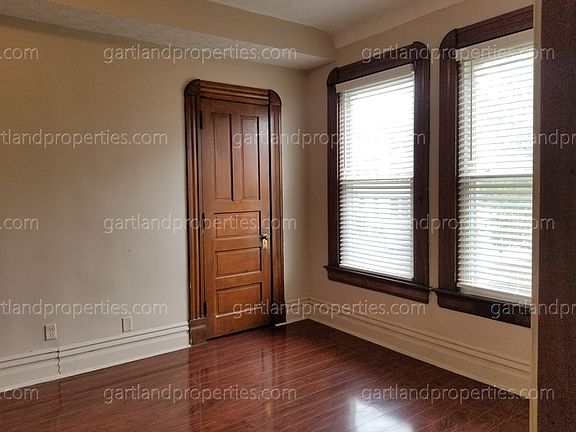 4th image of 203 Ross Ave APT 5