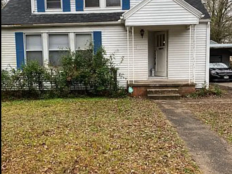 2837 Murray St — Photo 4