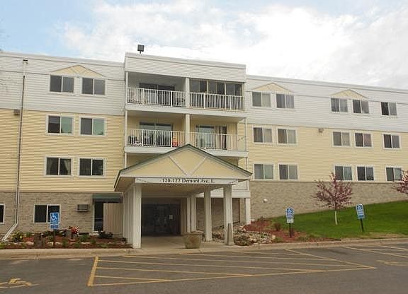 2nd image of 132 Demont Ave E APT 122