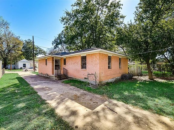 3rd image of 3525 Cauthorn Dr