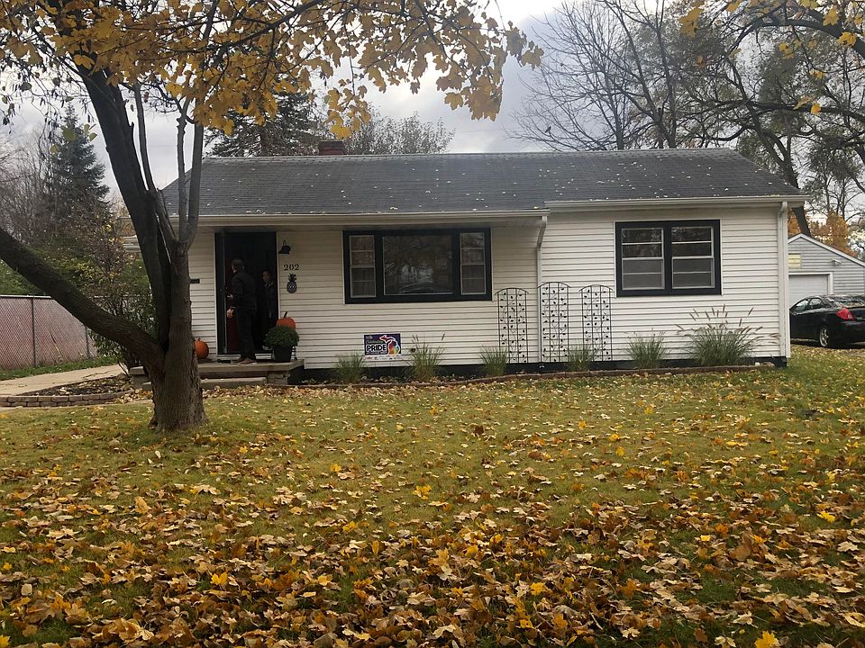 1st image of 202 Dartmouth Dr