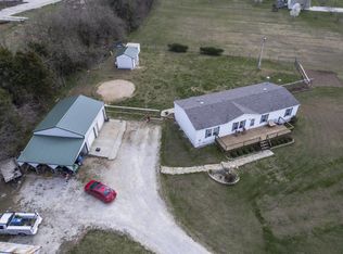 1572 E 497th Rd, Bolivar, MO 65613