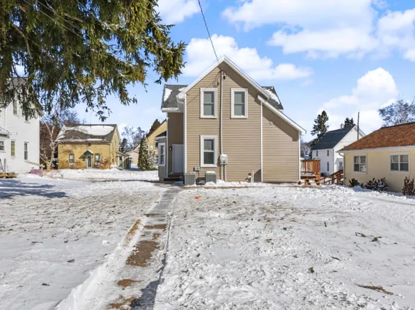 123 East Cleveland STREET #125, Port Washington, WI 53074