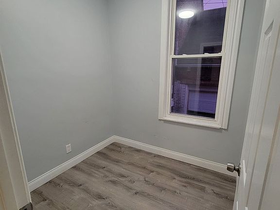 3rd image of 2903-05 W 25th St