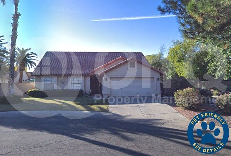 1st image of 1133 E San Pedro Ave
