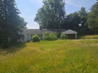 36975 N Nathan Hale Dr, Lake Villa, IL 60046