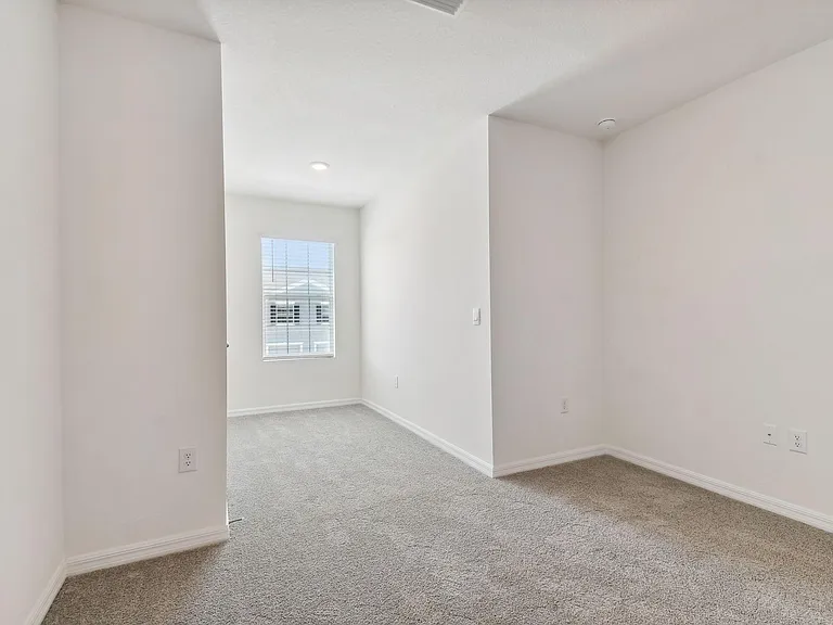 32935 Regent Canal St — Photo 68