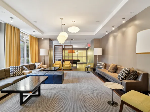 125 West 31st Street image 12 of 21