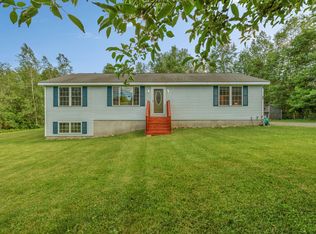 65 Center Dr, Orrington, ME 04474