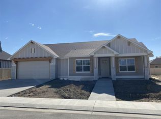 820 Red Apple Rd, Grand Junction, CO 81505