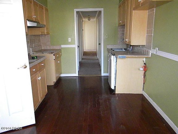 5th image of 20472 NE Bridges Ave