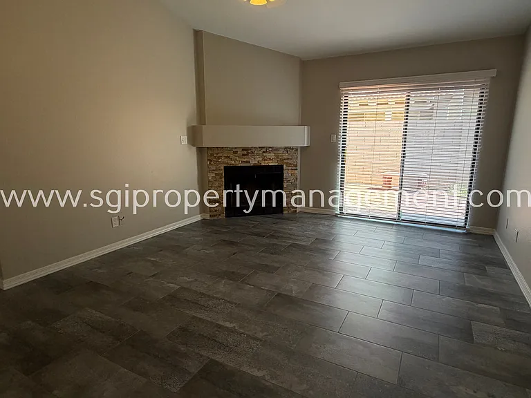 945 N Pasadena St #53 — Photo 7