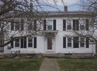 1279 Pond St, Franklin, MA 02038