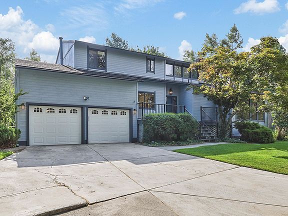 3rd image of 1805 S Kahuna Dr