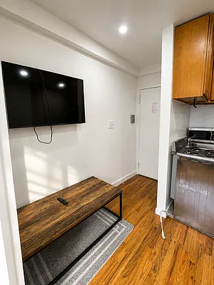 Living room, photo 2