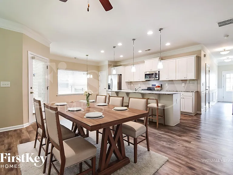 230 Hickory Commons Way — Photo 6