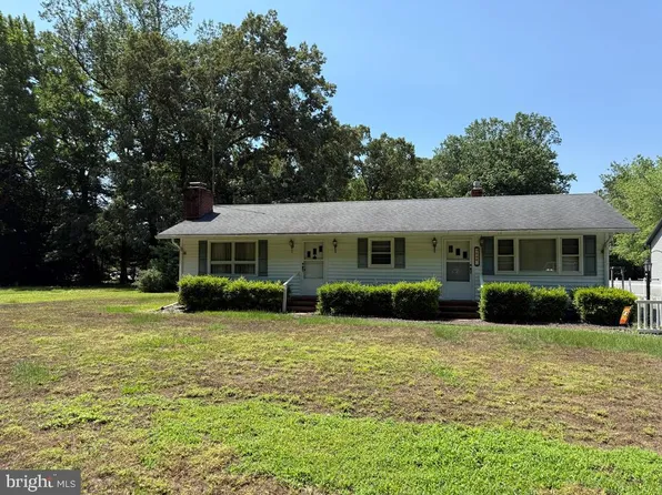664 Sandy Point Rd, Heathsville, VA 22473