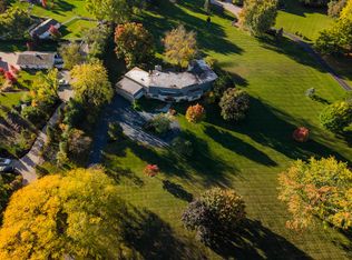 418 W County Line Rd, Barrington, IL 60010