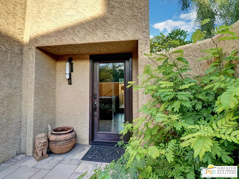 73429 Foxtail Ln — Photo 37