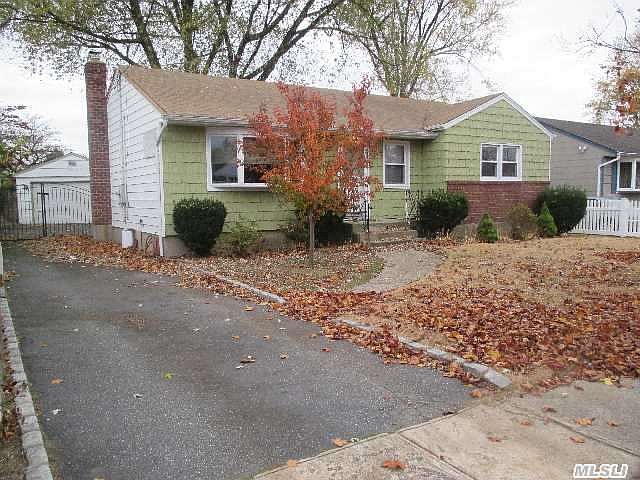 1st image of 134 9th St