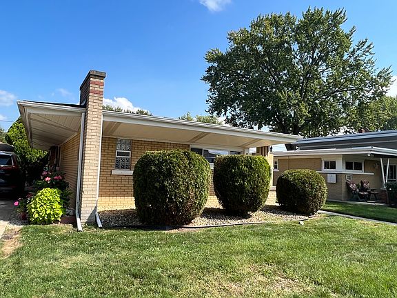 3rd image of 531 Mackinaw Ave