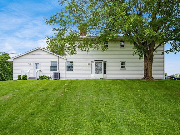 4th image of 3435 Rolling Hills Ln