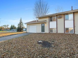 1076 Sibley St S, Shakopee, MN 55379