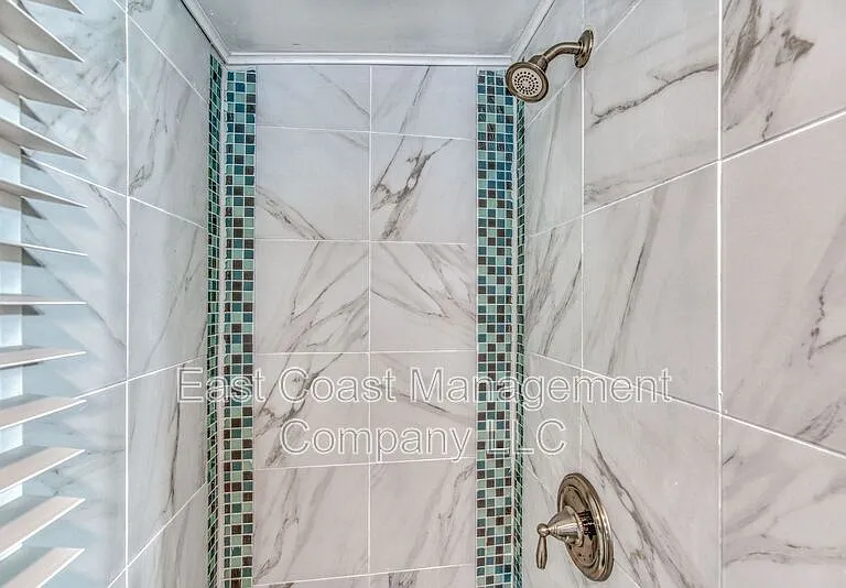 1253 Sargeant St — Photo 22