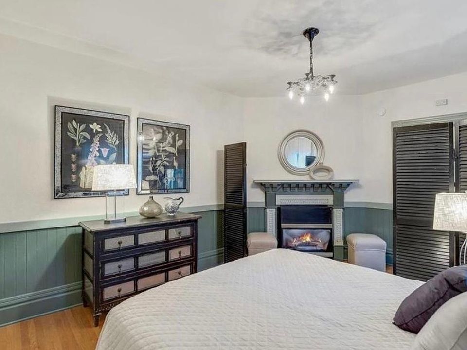 1st image of 11 Peralta Ave APT 2