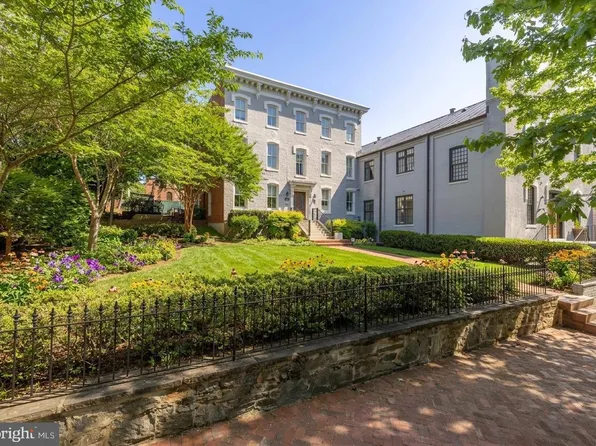 2715 N St NW, Washington, DC 20007