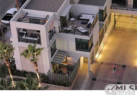 1st image of 1215 Pacific Hwy #109