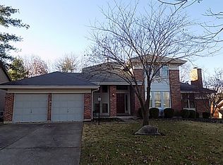 5327 Kenrick Manor Ct, Saint Louis, MO 63119