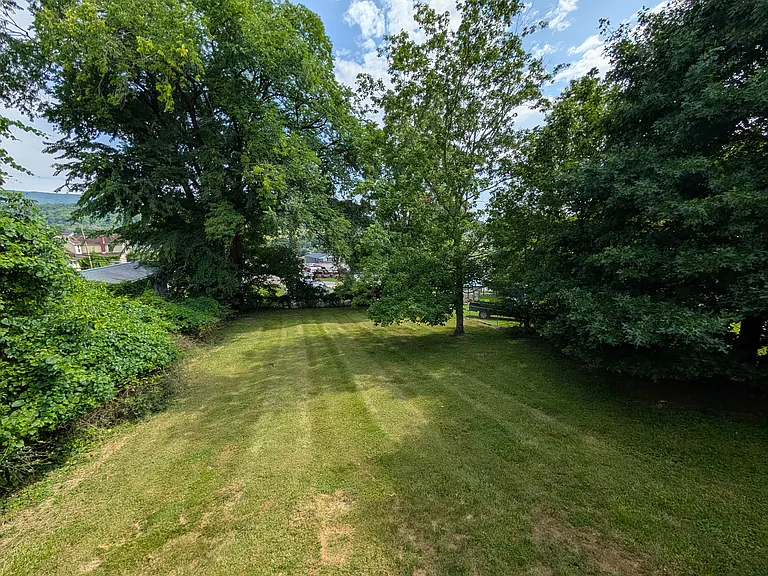 247 W Banner St — Photo 17