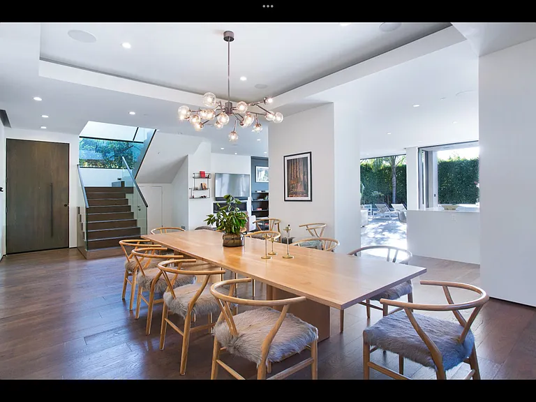 N Gardner St — Photo 38