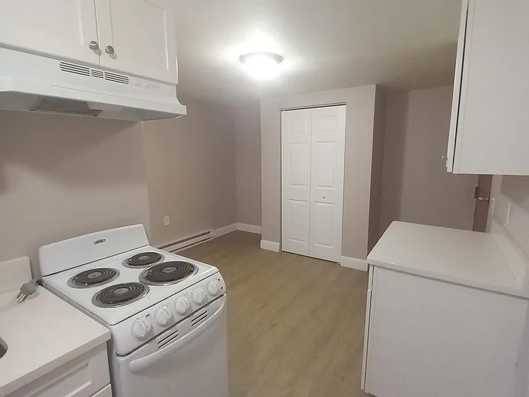 31 New London Ave #10 — Photo 3