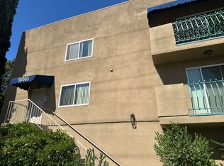 10903 Camarillo St APT 204, North Hollywood, CA 91601