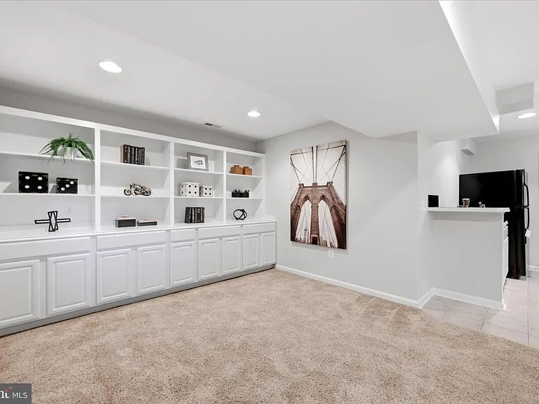 22806 Oatlands Grove Pl — Photo 43