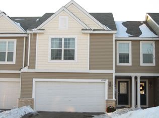 10635 Pond Curv, Woodbury, MN 55129