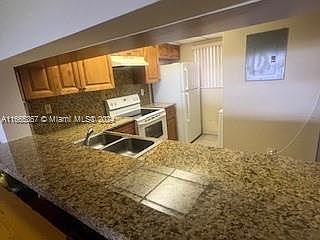 4th image of 10255 NW 9th Street Cir APT 404-7