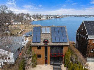 17 Seabreeze Pl, Norwalk, CT 06854