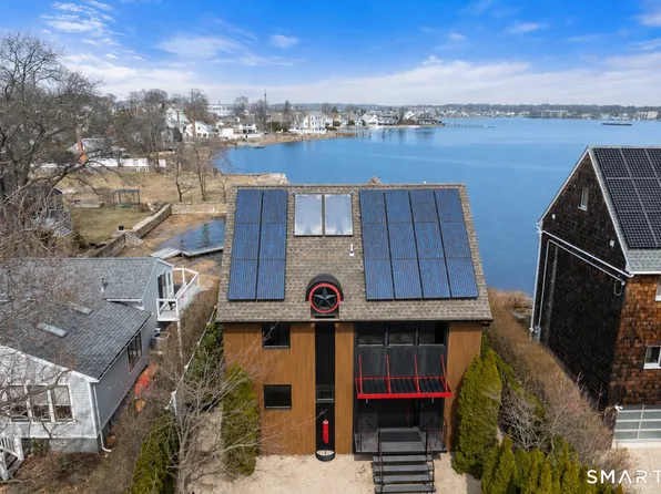 17 Seabreeze Place, Norwalk, CT 06854