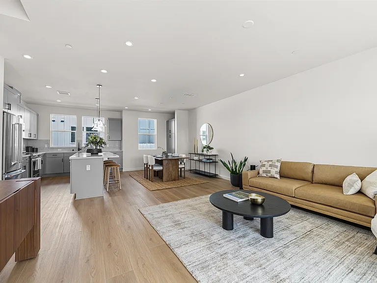 208 Wakeful Way — Photo 3