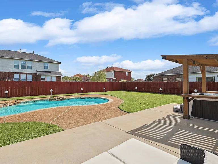 500 Parkerville Rd — Photo 55