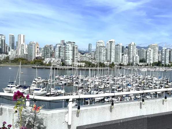674 Leg In Boot Sq #315, Vancouver, BC V5Z 4B4